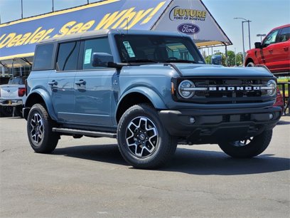 New 2024 Ford Bronco Outer Banks
