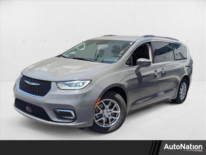Used 2021 Chrysler Pacifica Touring
