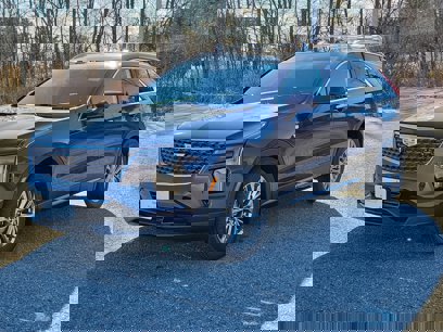 New 2025 Cadillac XT4 Premium Luxury w/ Technology Package