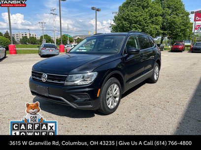 Used 2018 Volkswagen Tiguan SE w/ Panoramic Sunroof Package