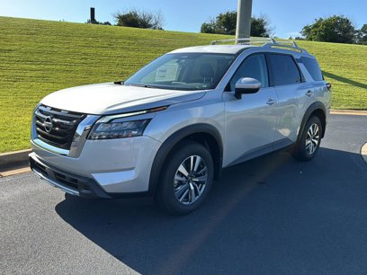 New 2025 Nissan Pathfinder SL
