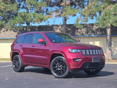 Used 2018 Jeep Grand Cherokee Altitude