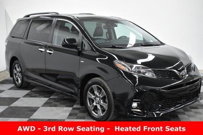 Used 2019 Toyota Sienna SE