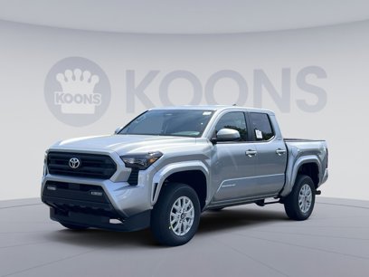 New 2025 Toyota Tacoma SR5