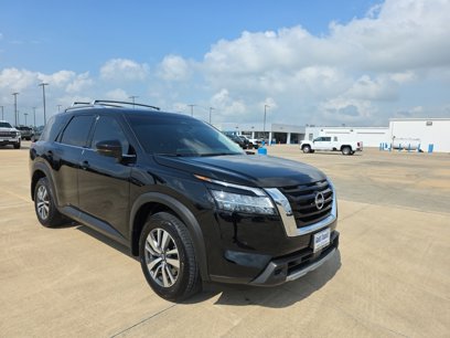 Used 2024 Nissan Pathfinder SL