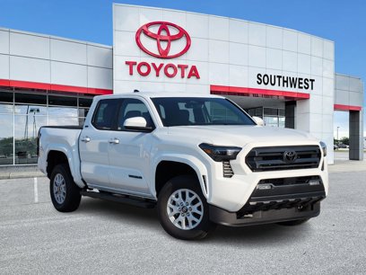 New 2025 Toyota Tacoma SR5 w/ Blackout Package (GST)