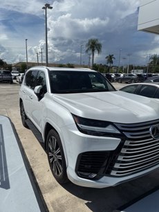 Used 2024 Lexus LX 600 4WD w/ Luxury Package