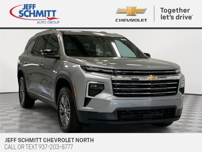New 2025 Chevrolet Traverse LT w/ Driver Confidence Package
