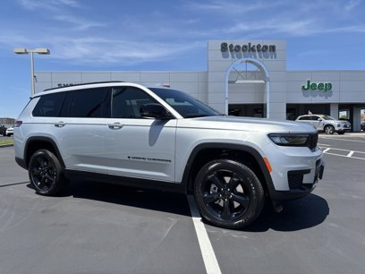 New 2025 Jeep Grand Cherokee L Laredo