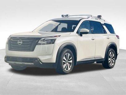 Certified 2024 Nissan Pathfinder SL w/ Lighting Package (N92)