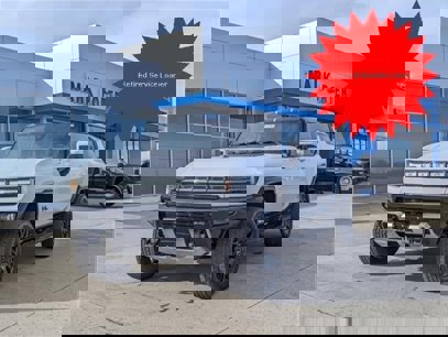 New 2025 GMC Hummer EV 2X w/ LPO, Dark Essentials Package