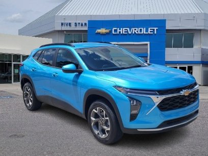 New 2025 Chevrolet Trax LT w/ Driver Confidence Package