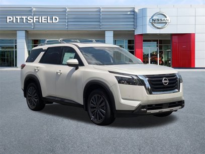 New 2025 Nissan Pathfinder SL w/ SL Premium Package