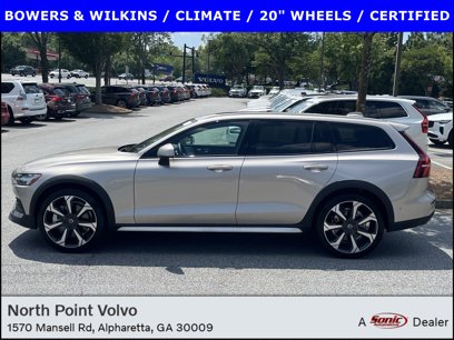 Certified 2025 Volvo V60 B5 Cross Country Ultra