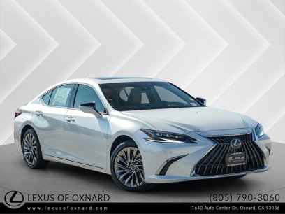 New 2025 Lexus ES 300h w/ Luxury Package