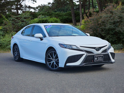 Used 2023 Toyota Camry SE