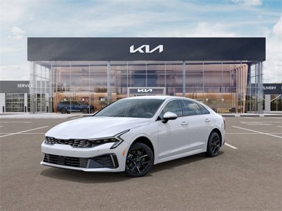 New 2025 Kia K5 LXS