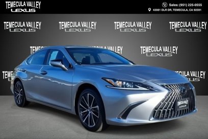 New 2024 Lexus ES 300h w/ Premium Package