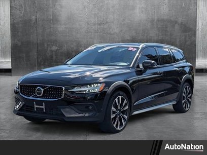 Used 2023 Volvo V60 B5 Cross Country Ultimate