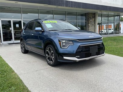 Used 2023 Kia Niro SX Touring