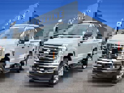 New 2025 Ford F250 XLT