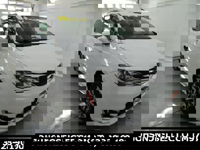 Used 2019 Chrysler Pacifica Touring-L Plus