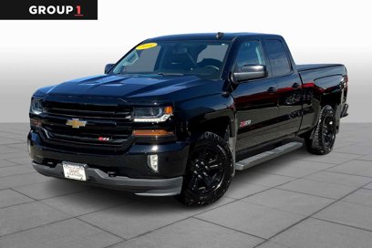 Used 2018 Chevrolet Silverado 1500 LT w/ Midnight Edition
