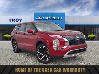 Used 2023 Mitsubishi Outlander SE