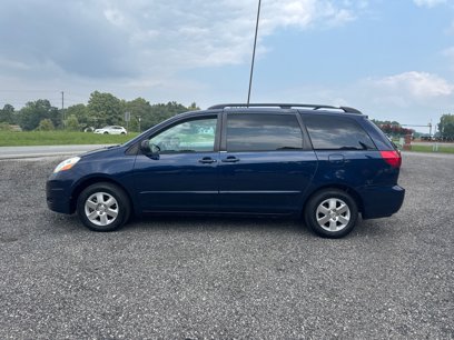Used 2007 Toyota Sienna CE