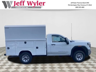 New 2024 GMC Sierra 3500 Pro w/ Convenience Package