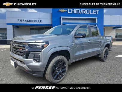 New 2025 Chevrolet Colorado Z71 w/ Z71 Convenience Package 2