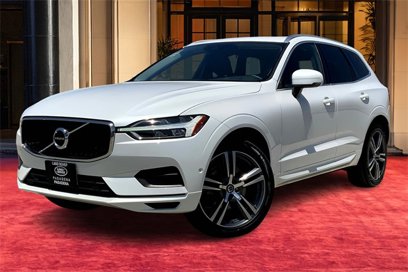 Used 2019 Volvo XC60 T5 Momentum w/ Premium Package