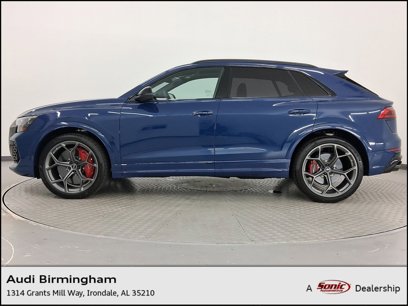 New 2025 Audi RS Q8 performance
