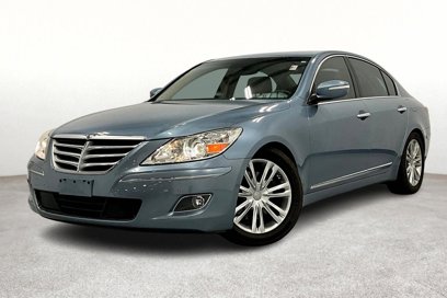 Used 2010 Hyundai Genesis 4.6 w/ Technology Pkg 5