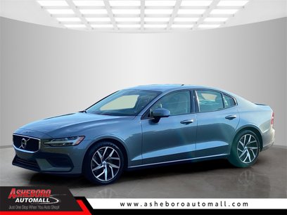 Used 2020 Volvo S60 T6 Momentum