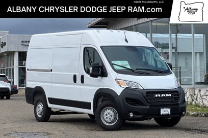 New 2025 RAM ProMaster 1500 w/ Convenience Group