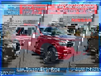 Certified 2022 Nissan Pathfinder SV