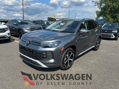 New 2025 Volkswagen Tiguan SE