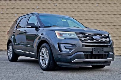 Used 2017 Ford Explorer XLT w/ Equipment Group 202A