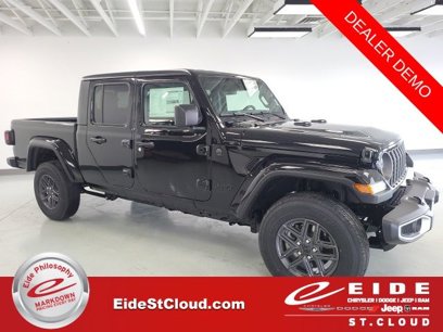 New 2025 Jeep Gladiator Sport