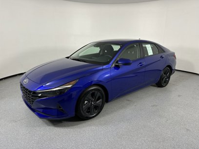 Certified 2021 Hyundai Elantra SEL w/ Cargo Package