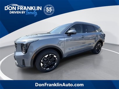New 2025 Kia Sorento S