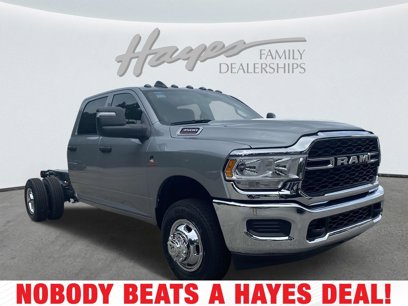 New 2024 RAM 3500 Tradesman w/ Chrome Appearance Group