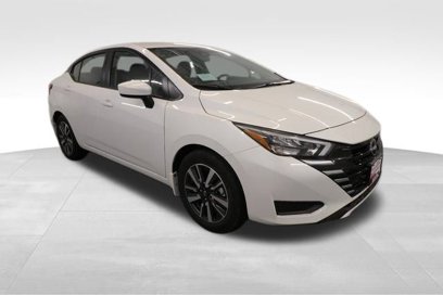 New 2025 Nissan Versa SV w/ Trunk Package