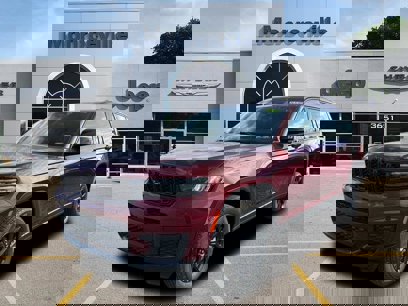 New 2025 Jeep Grand Cherokee L Altitude