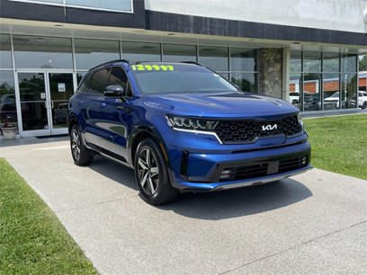 Used 2022 Kia Sorento EX w/ Panoramic Sunroof Package