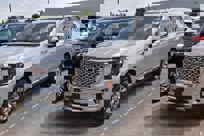 Used 2022 GMC Yukon XL Denali