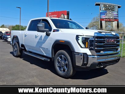 New 2025 GMC Sierra 2500 SLE w/ Preferred Package
