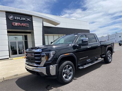 New 2025 GMC Sierra 2500 SLT w/ SLT Premium Package