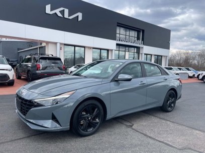 Used 2023 Hyundai Elantra SEL